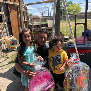 Meet your Posher, Manny